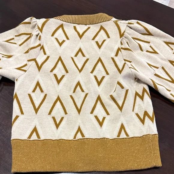 Autumn Adeigbo Tan and Cream Cardigan - Picture 5 of 6